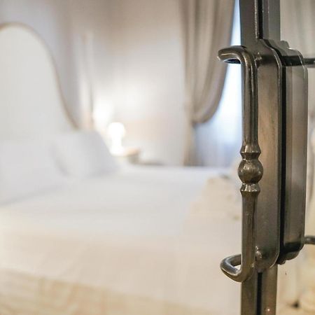 Art Apartment Black & White Suite 佛罗伦萨 外观 照片