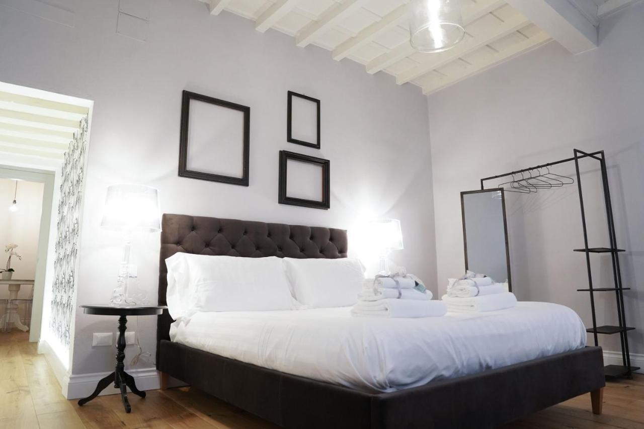 Art Apartment Black & White Suite 佛罗伦萨 外观 照片