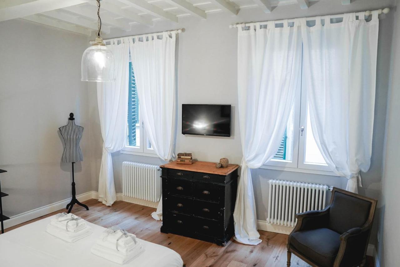 Art Apartment Black & White Suite 佛罗伦萨 外观 照片