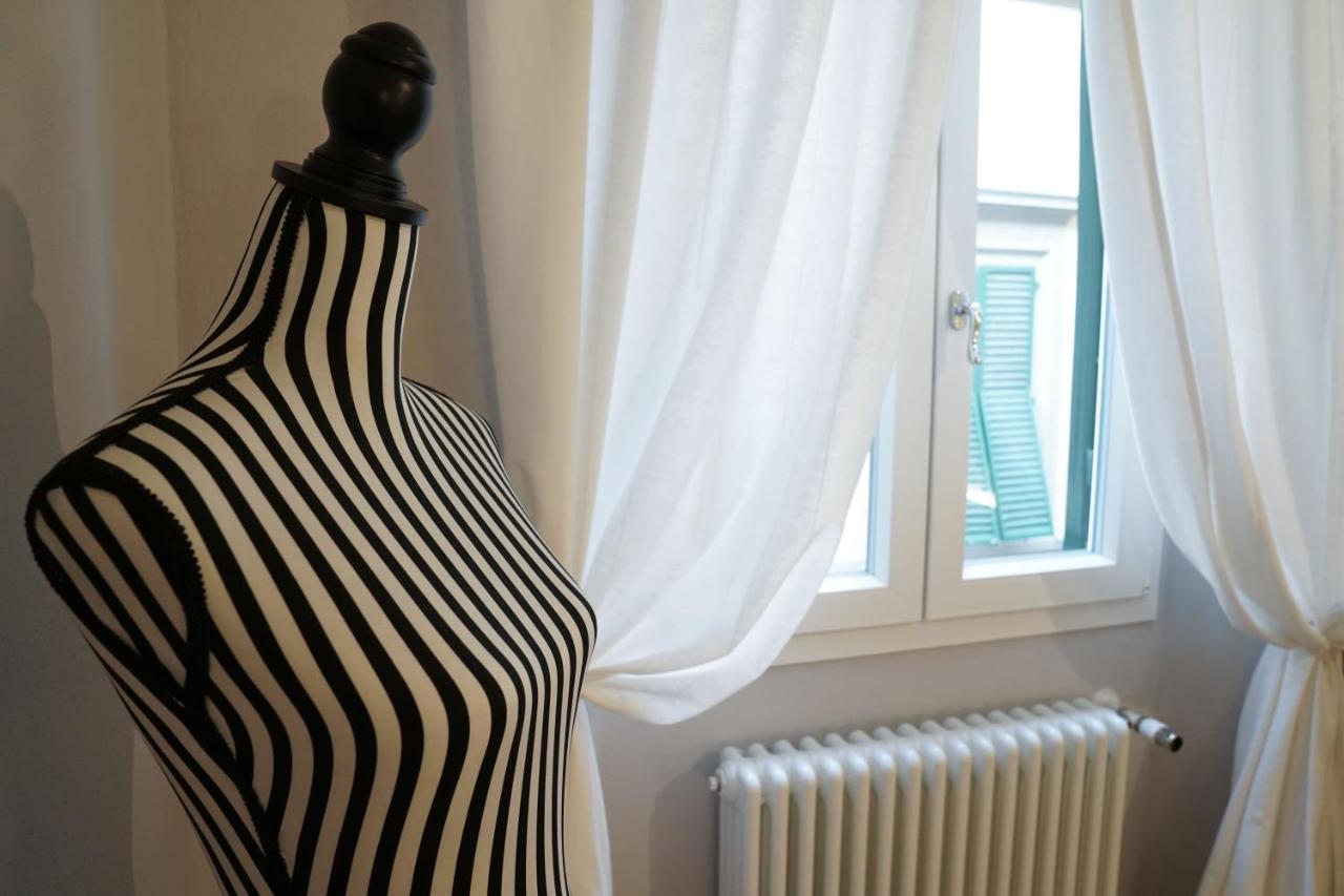 Art Apartment Black & White Suite 佛罗伦萨 外观 照片