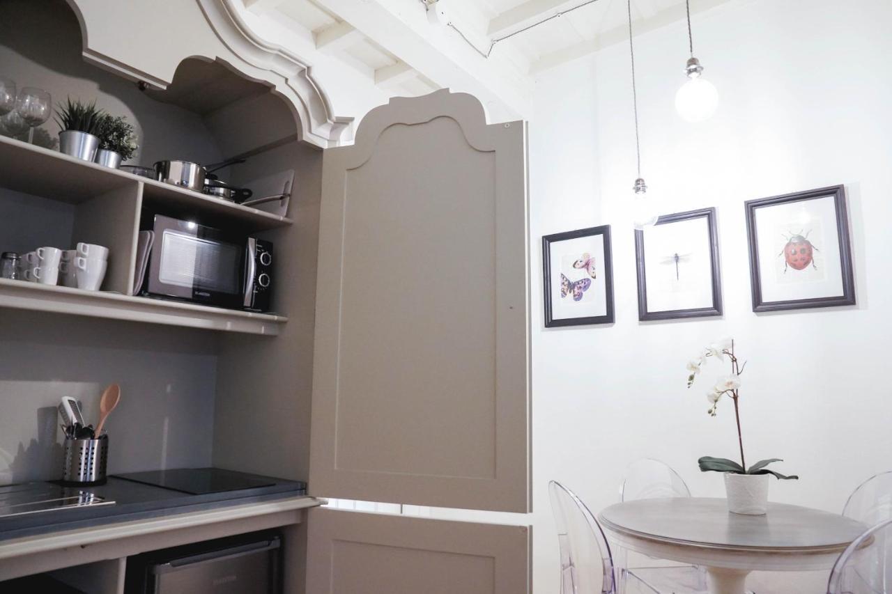Art Apartment Black & White Suite 佛罗伦萨 外观 照片